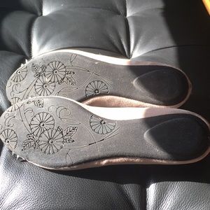 Steve Madden flats 9 with spikes